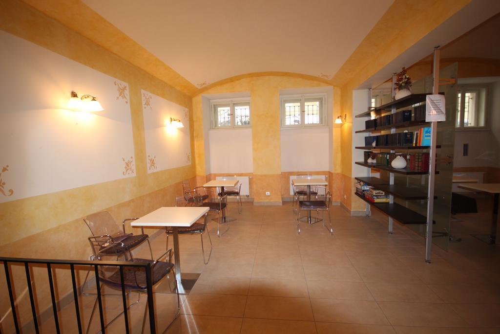 Halkova Studio Prag Exteriör bild