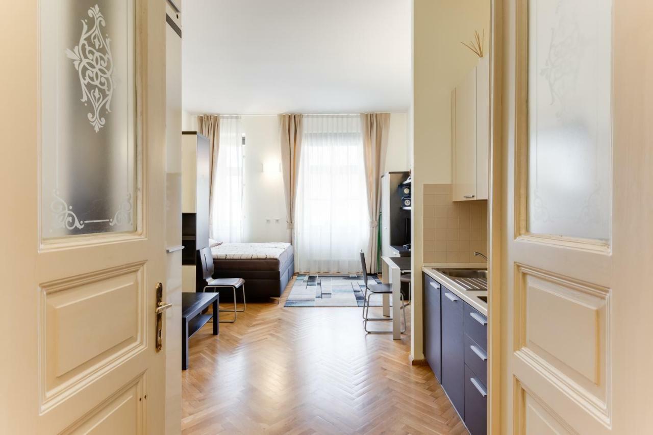 Halkova Studio Prag Exteriör bild
