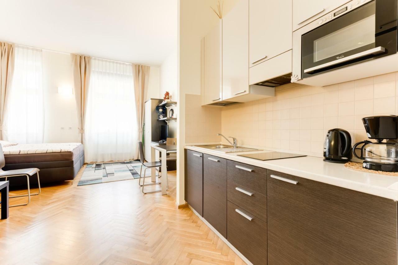 Halkova Studio Prag Exteriör bild